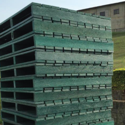 ExtruWood recycled plastic pallets