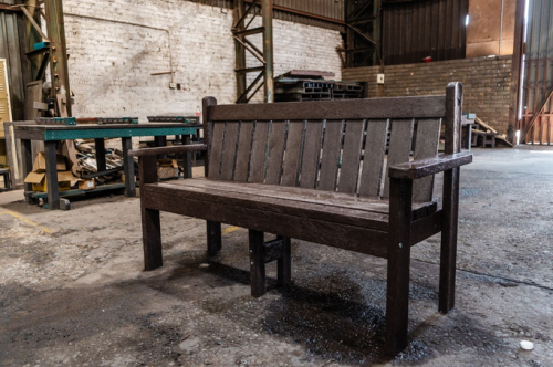 Why Durability Matters: The Lifespan of Plastic vs. Wooden Products